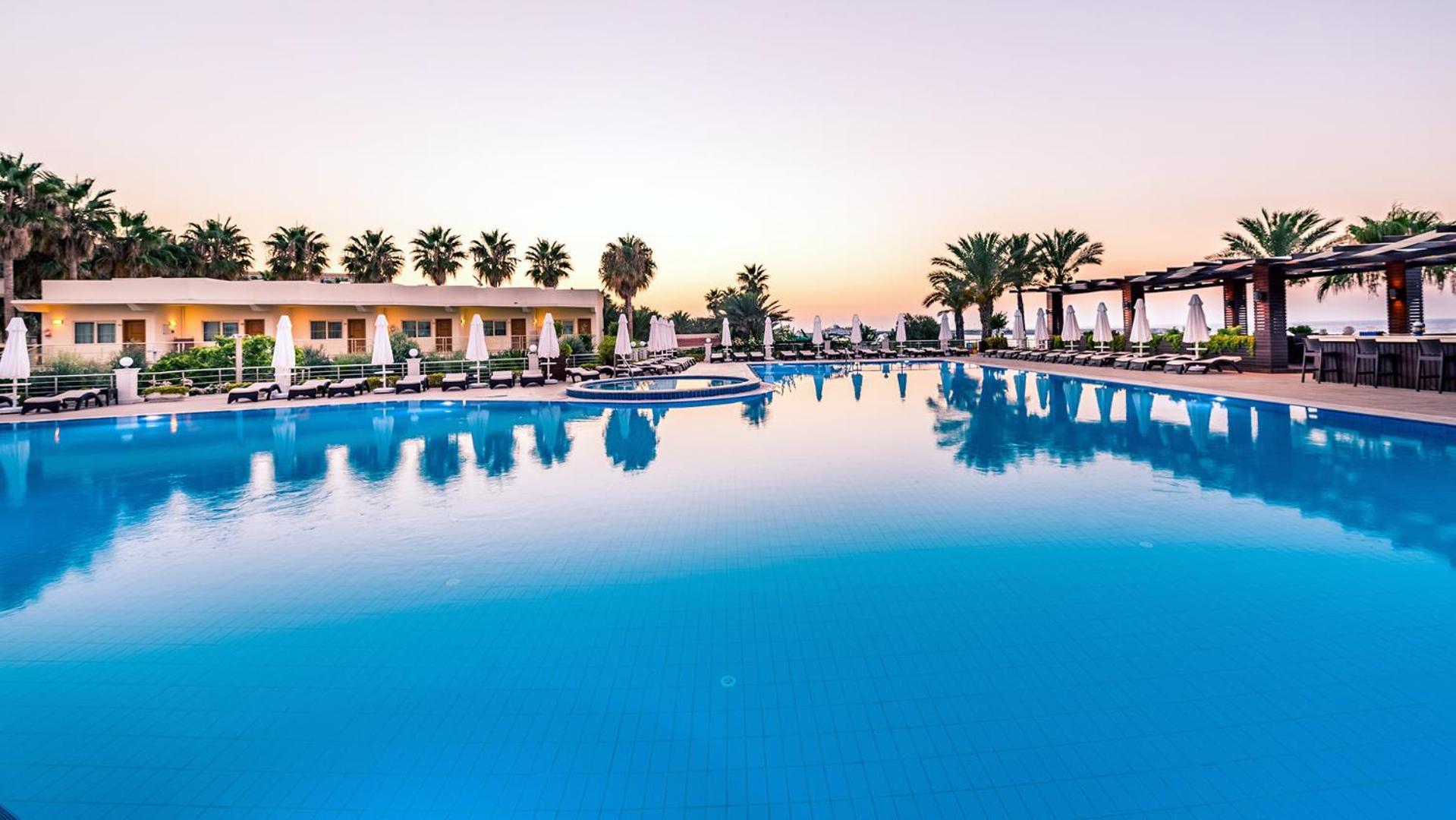 Vuni Palace Premium Kyrenia Hotel & Spa & Casino Beachfront Location ! Agios Nikolaos  Ngoại thất bức ảnh