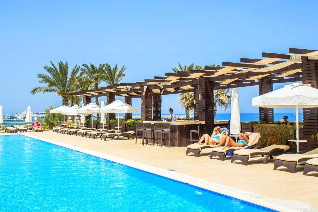 Vuni Palace Premium Kyrenia Hotel & Spa & Casino Beachfront Location ! Agios Nikolaos  Ngoại thất bức ảnh